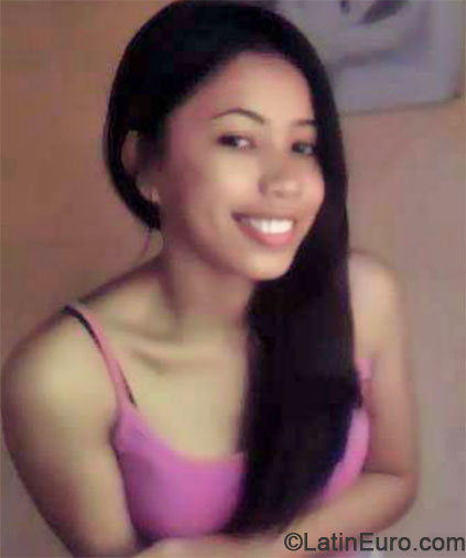 Date this funny Philippines girl Maryrose from Guiuan PH625