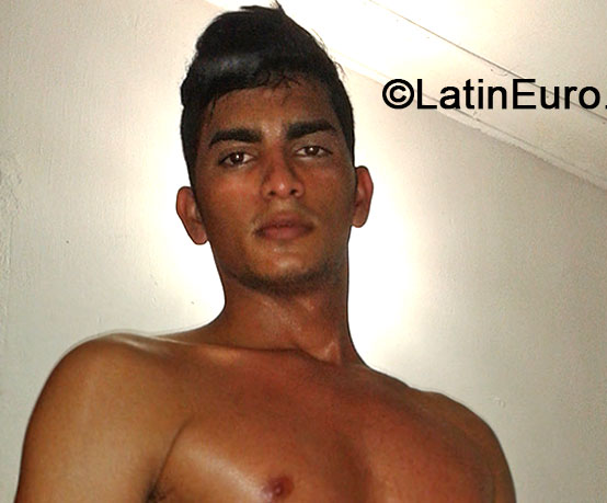 Date this attractive Colombia man Jose from Barranquilla CO15021