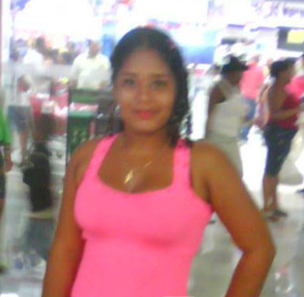 Date this hot Colombia girl Cindy from Cartagena CO15033