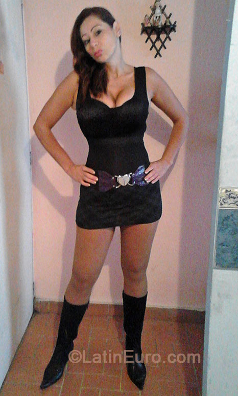 Date this fun Colombia girl Ceclia from Bogota CO15059