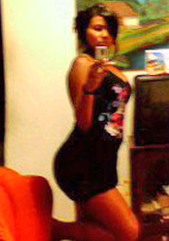 Date this sensual Colombia girl Alba Lucia from Medellin CO15075
