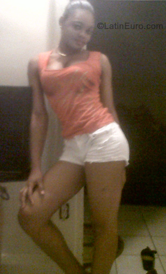 Date this sensual Jamaica girl Brittney from Kingston JM1651