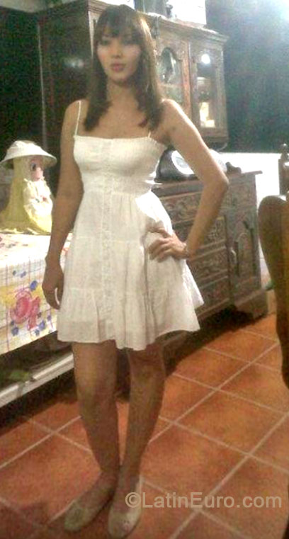 Date this sultry Honduras girl Pamela from San Pedro Sula HN969