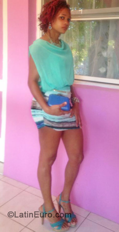 Date this sensual Jamaica girl Nadela from Montego Bay JM1653