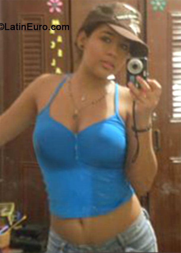 Date this georgeous Colombia girl Diana from Cali CO15158