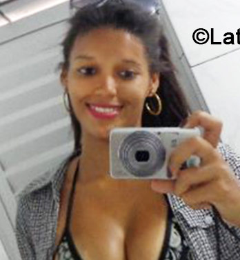 Date this charming Brazil girl Adriana from Salvador BR8779