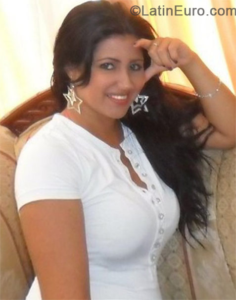 Date this fun Colombia girl Jennifer from Cali CO15195