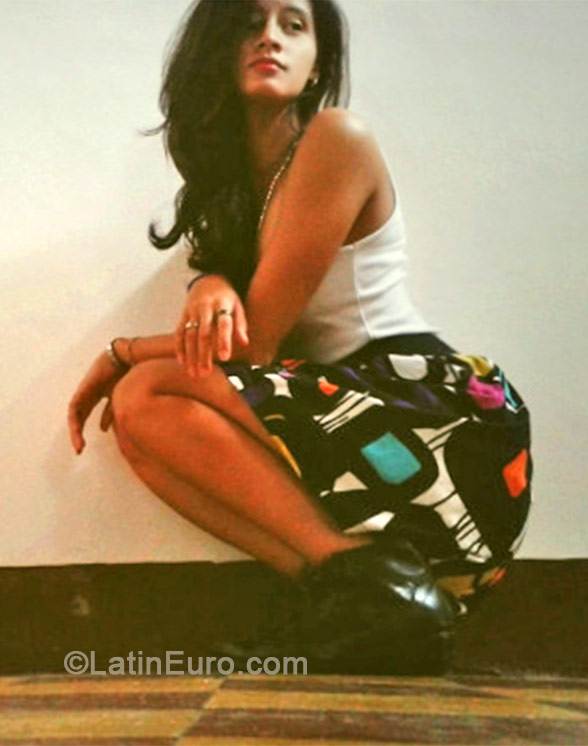 Date this hot Colombia girl Angelica from Armenia CO15242