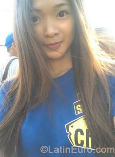 Date this attractive Philippines girl Princess from Manila PH645