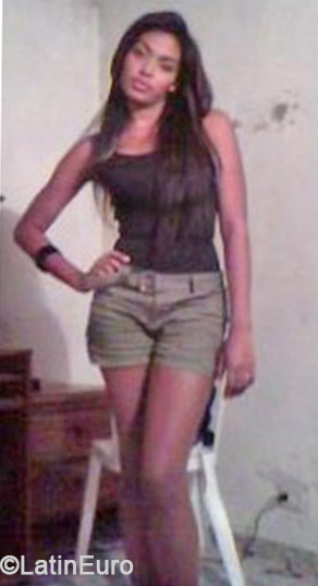 Date this good-looking Colombia girl Sarah from Medellin CO15273