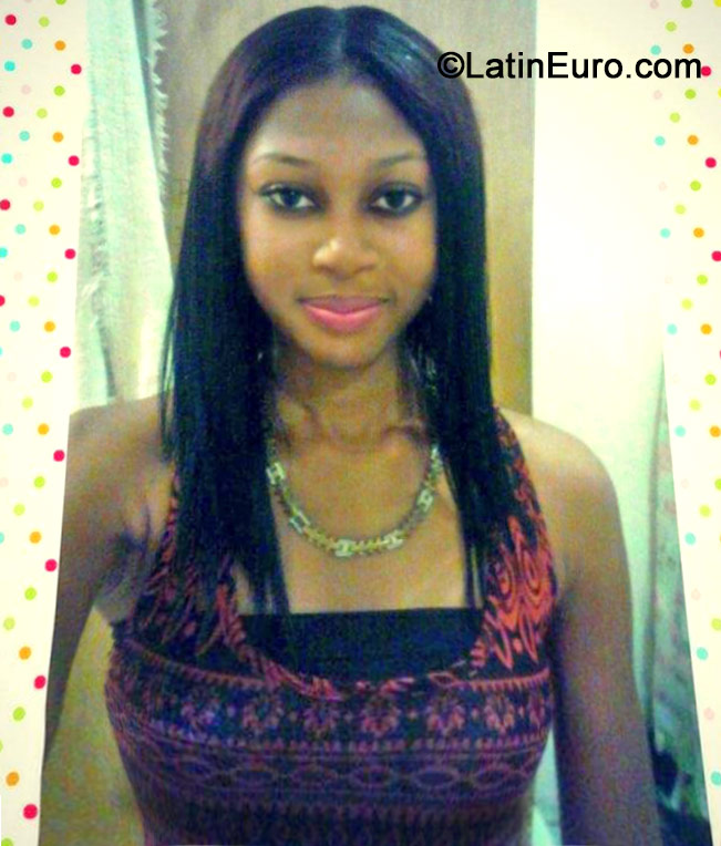 Date this athletic Jamaica girl Shanice from Kingston JM1710