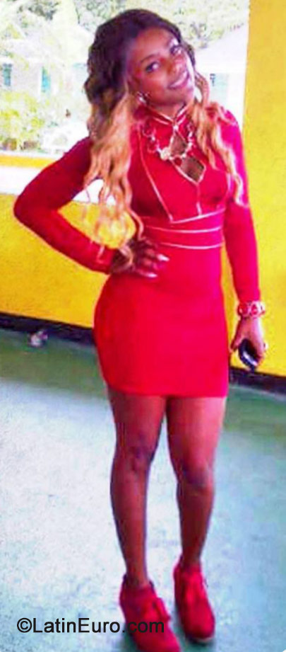 Date this cute Jamaica girl Kely from Kingston JM1817