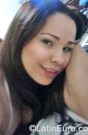 Date this passionate Colombia girl Ninna from Medellin CO15374