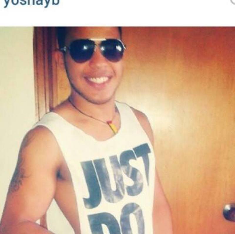 Date this sultry Venezuela man Yosnay from La Guaira VE292
