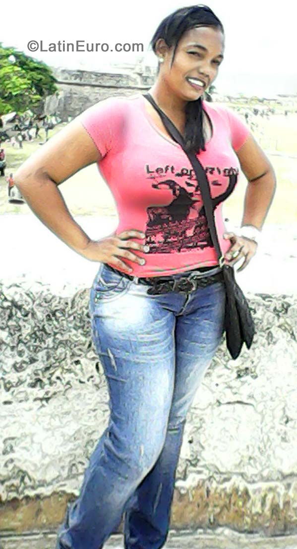 Date this foxy Colombia girl Maria a from Cartagena CO15551