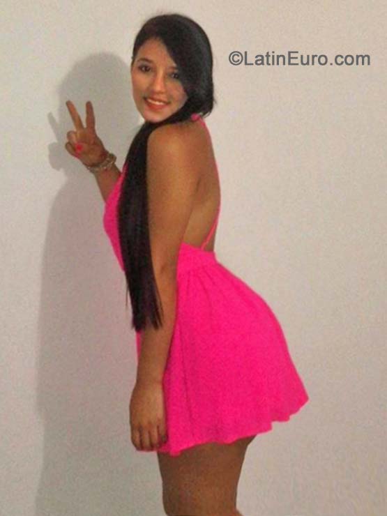 Date this hot Colombia girl Dary030721 from Bogota CO15573