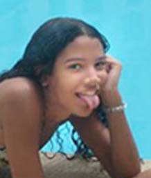 Date this attractive Brazil girl Mary from Águas compridas BR8920