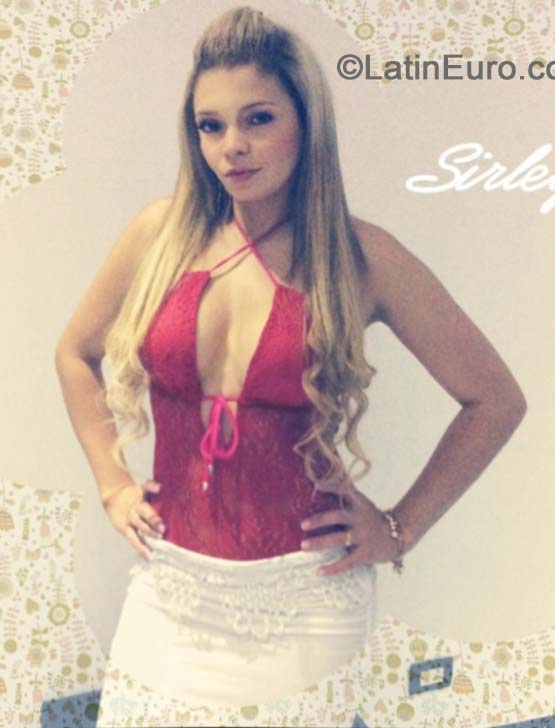 Date this athletic Colombia girl Sirley from Medellin CO15796