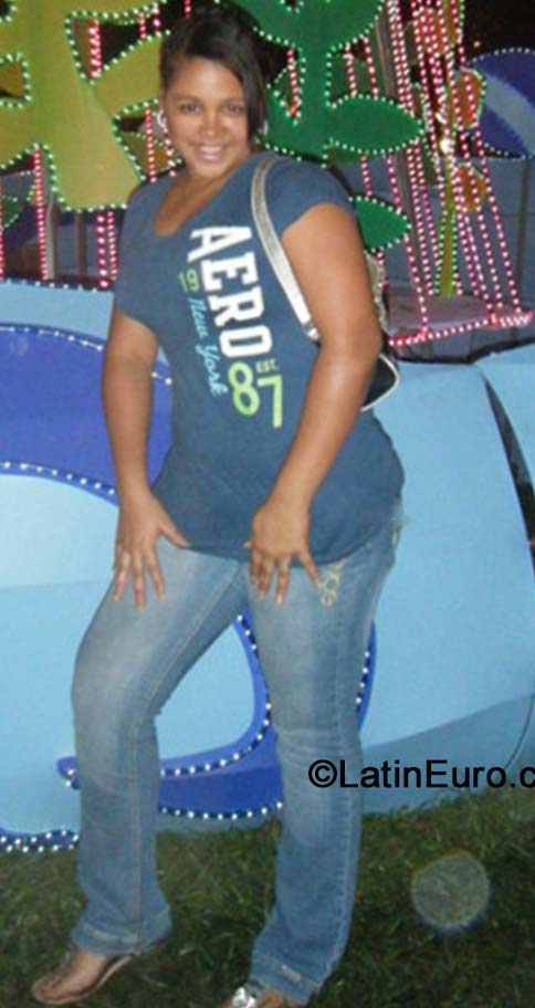 Date this tall Colombia girl Anyela from Cali CO15855