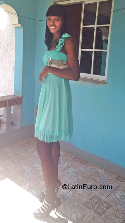 Date this athletic Jamaica girl Kay from St. Ann JM1816