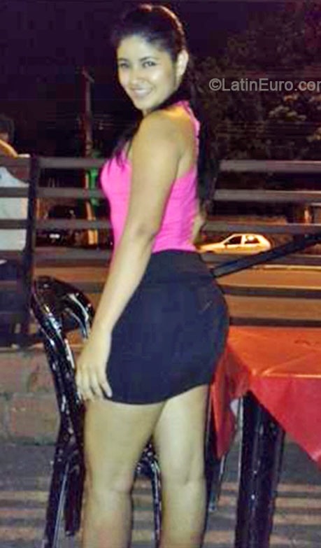 Date this nice looking Brazil girl Any from Manaus BR8991