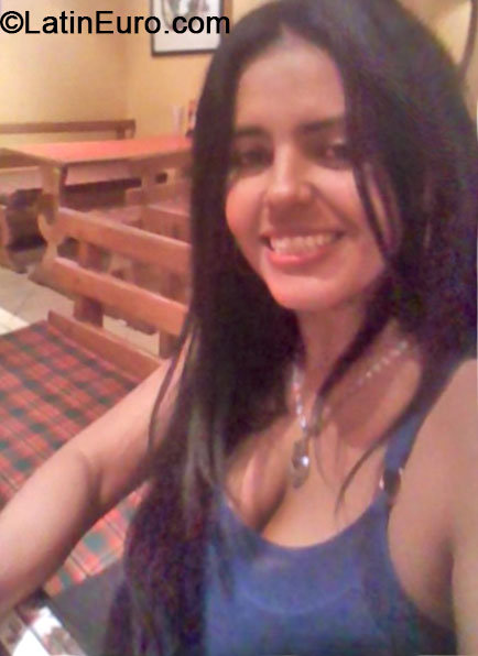 Date this good-looking Colombia girl Patricia from santa marta CO16113