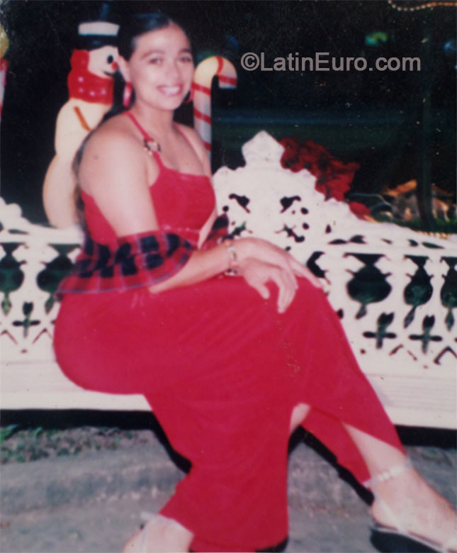 Date this stunning Honduras girl Angelica from Comayagua HN1203