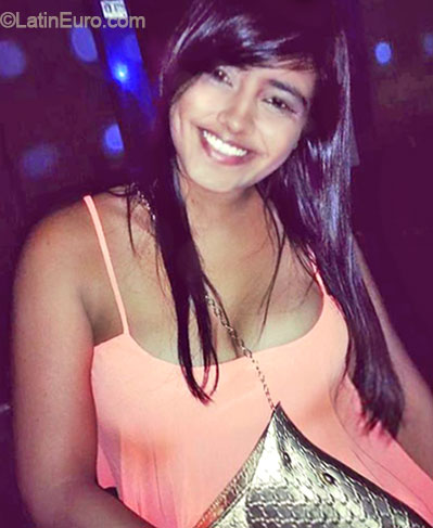 Date this georgeous Colombia girl Yoha from Cartagena CO16367