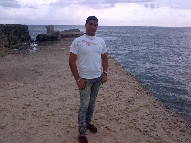 Date this good-looking Dominican Republic man Carlos from San Pedro De Macoris DO20387