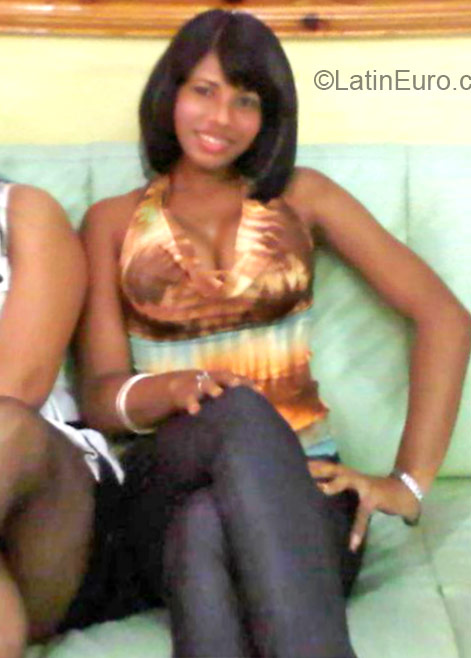Date this good-looking Dominican Republic girl Kathy from Santiago DO20851