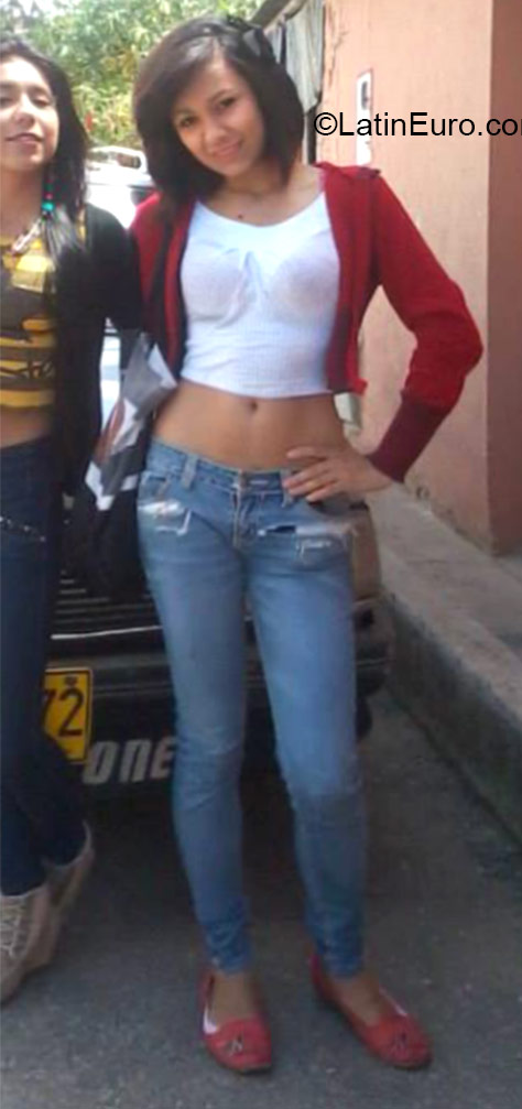 Date this athletic Colombia girl Isis from Boyaca CO16735