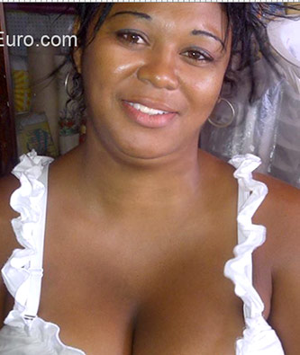 Date this charming Dominican Republic girl Ivana from Santo Domingo DO20930