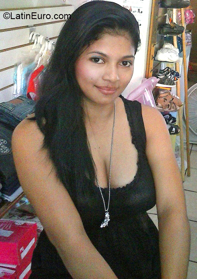 Date this hot Panama girl Carolina from Panama City PA543