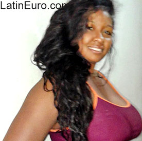 Date this passionate Colombia girl Yenifer from Cali CO16864
