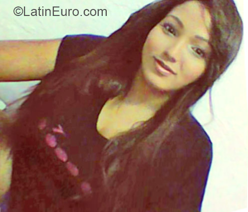 Date this exotic Colombia girl Monica from Bogota CO17053