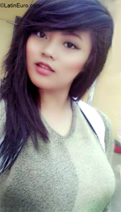 Date this charming Philippines girl Dona from Cavite PH747