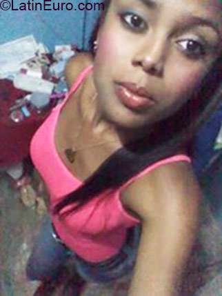 Date this funny Dominican Republic girl Rosa from Santo Domingo DO21564
