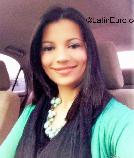 Date this gorgeous Honduras girl Lidia from San Pedro Sula HN1476