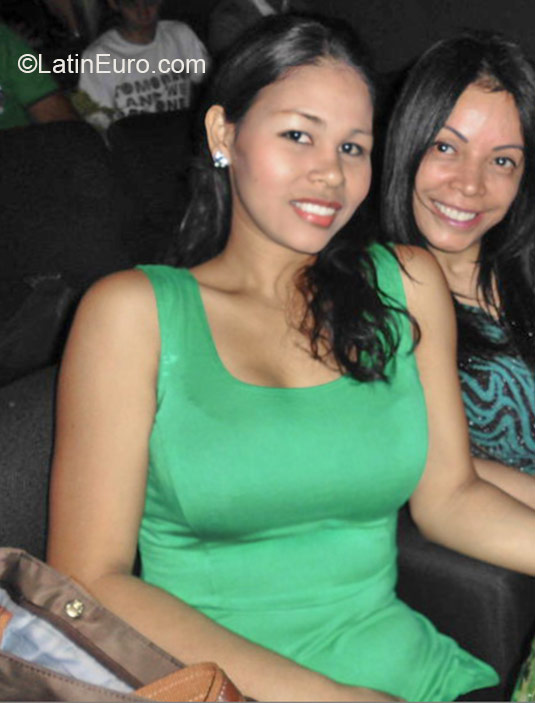 Date this exotic Venezuela girl Karina from Caracas VE471