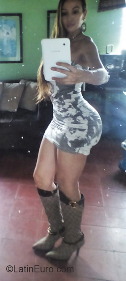 Date this fun Colombia girl Alejandra from Medellin CO17319