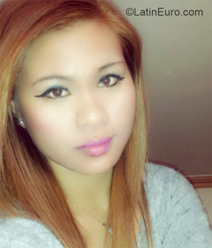 Date this fun Philippines girl Ahleia from Caloocan City PH770