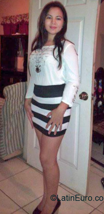 Date this happy Honduras girl Elsy from San Pedro Sula HN1509
