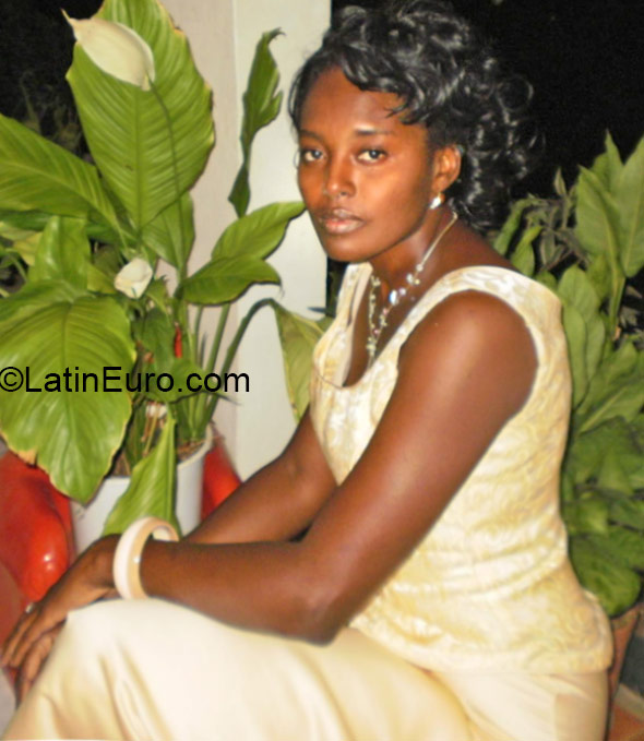Date this hot Jamaica girl Sharene from Ocho Rios JM2050