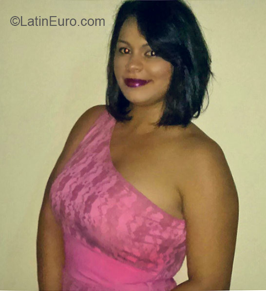 Date this beautiful Dominican Republic girl Icilsa from Santiago DO22359