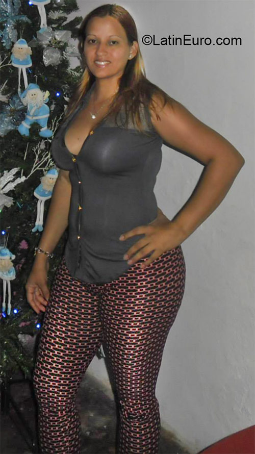 Date this exotic Venezuela girl Ivonne from Guarenas VE558