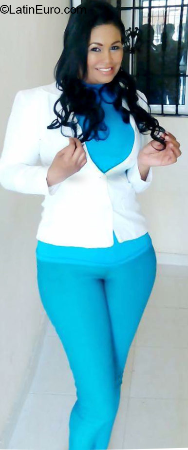 Date this young Dominican Republic girl Yocasta from Santiago DO26189