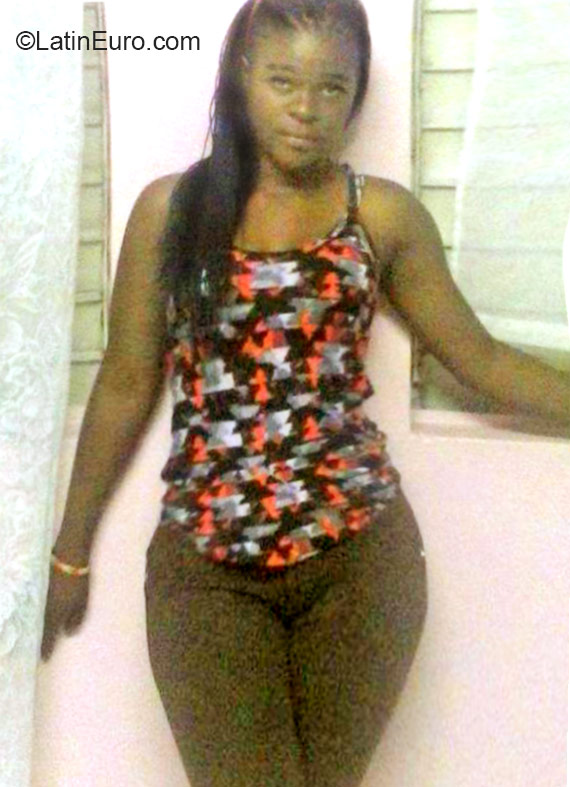 Date this hard body Jamaica girl Terica from Kingston Jamaica JM2106