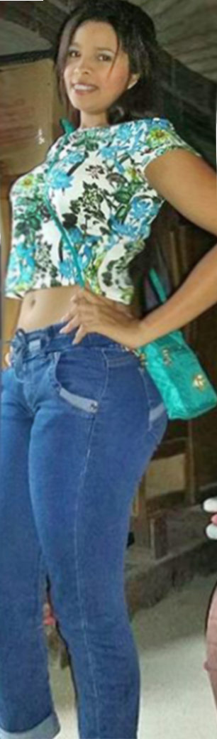 Date this lovely Dominican Republic girl Lily from Barranquilla DO22735