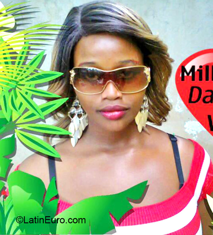 Date this passionate Jamaica girl Cristol from Kingston JM2113