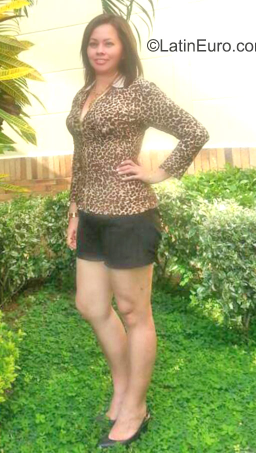 Date this georgeous Colombia girl Jimenia from Bucaramanga CO17845